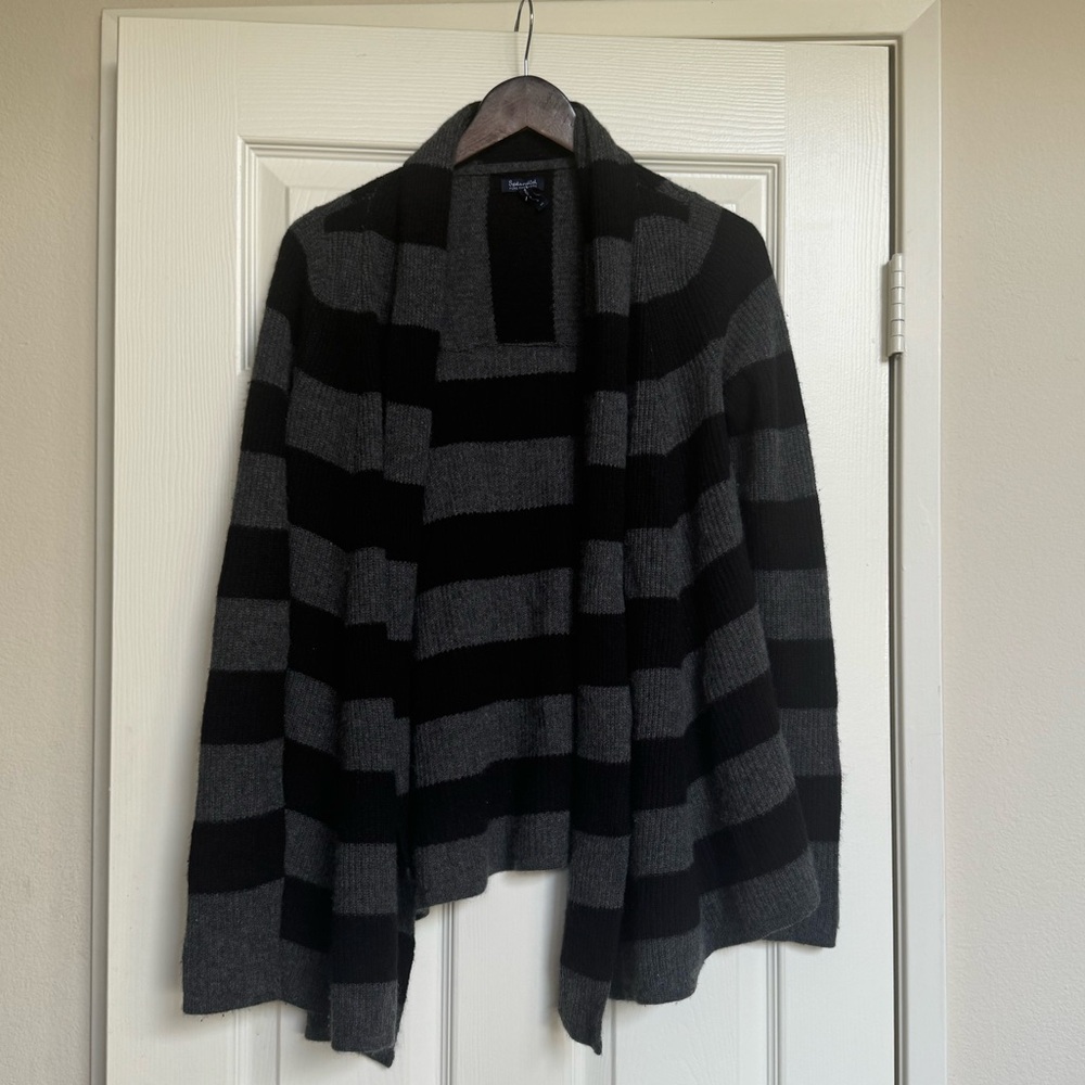 SPLENDID - 100% Cashmere Black & Gray Striped Sweater - XS